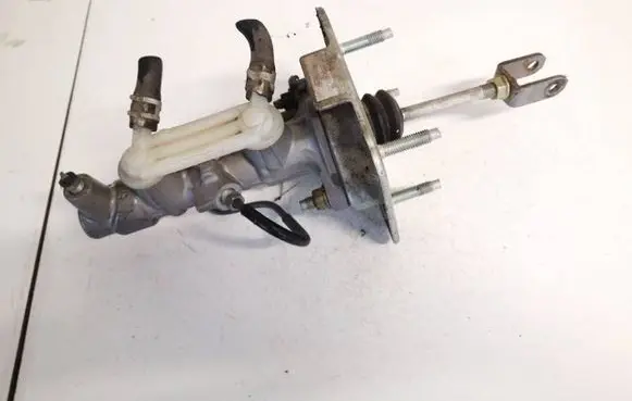 Toyota Prius (XW20) Master brake cylinder 13203040120 132030-40120