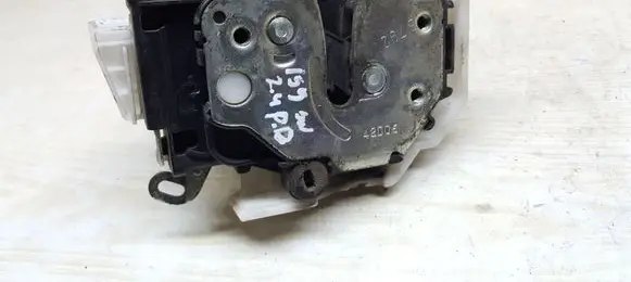 Alfa Romeo 159 Front door lock