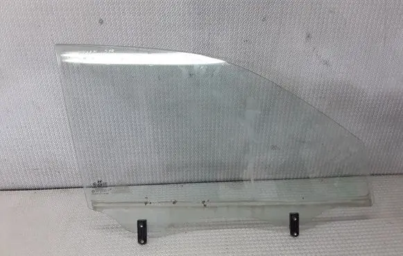 Hyundai Tucson LM Front door window glass four-door