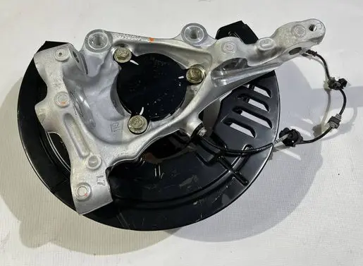 Chevrolet Camaro Front wheel hub spindle knuckle 84004746