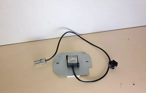 Mitsubishi ASX Aerial antenna amplifier 8751A034 5403M024