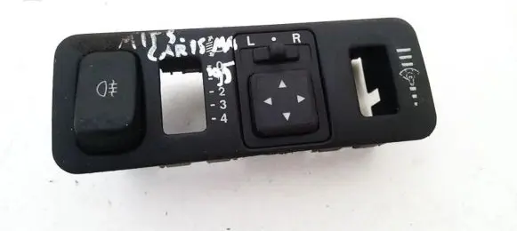 Mitsubishi Carisma Wing mirror switch mr740608
