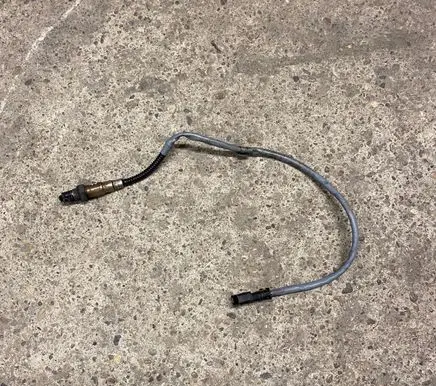 BMW 5 F10 F11 Lambda probe sensor 7589475 0258010432