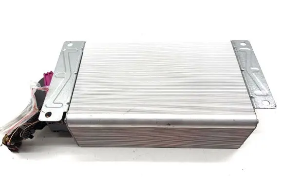 Audi A6 S6 C6 4F Sound amplifier 4F0035223