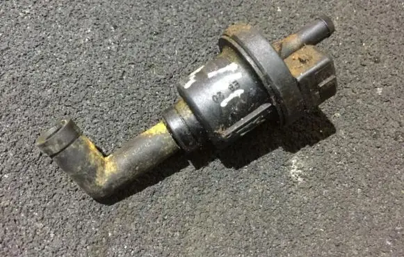 Chevrolet Tacuma Turbo solenoid valve