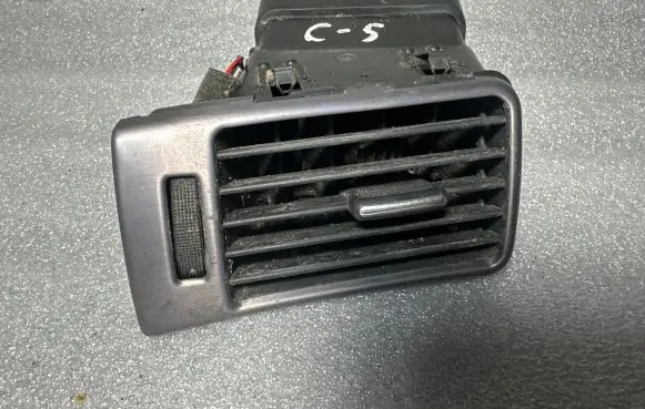Audi A6 S6 C5 4B Dashboard side air vent grill/cover trim 4B1820901