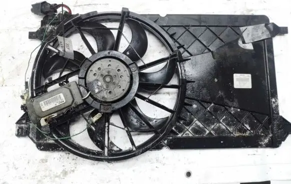 Mazda 3 I Radiator cooling fan shroud 0130303963