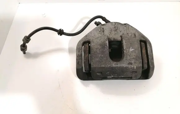 BMW 5 E60 E61 Front brake caliper 6030324