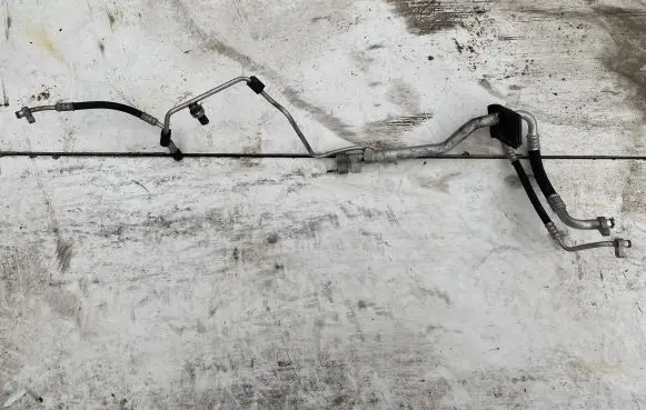 Mercedes-Benz ML W166 Air conditioning (A/C) pipe/hose A1668300100