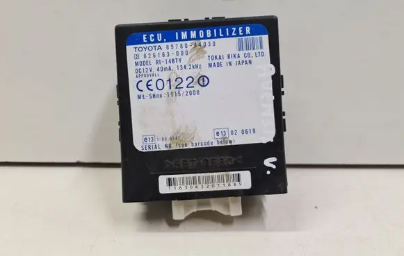 Toyota Avensis Verso Immobilizer control unit/module 8978044030 626163000