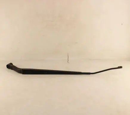 Nissan X-Trail T32 Windshield/front glass wiper blade 8461