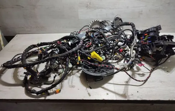 Volkswagen Touran III Wiring harness M81557736 1A7EA13 UC6041