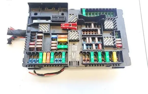 BMW 7 F01 F02 F03 F04 Fuse box set 6114682807501 61146828075-01