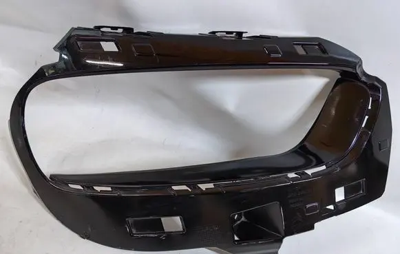 Citroen C4 Cactus Front fog light trim/grill 9824394477