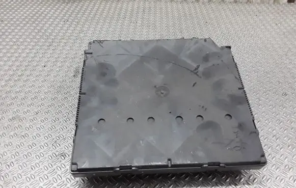 Volkswagen Tiguan Comfort/convenience module 5K0937085L