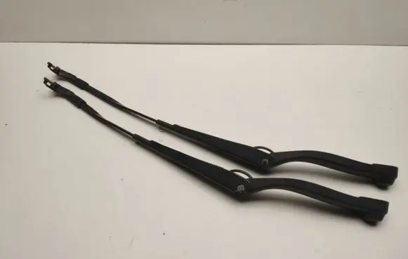 Mercedes-Benz GLK (X204) Front wiper blade arm A2048200944