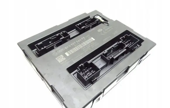 Audi A4 S4 B8 8K Comfort/convenience module 8K0907064FE