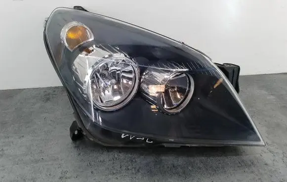 Opel Astra H Headlight/headlamp 93178636