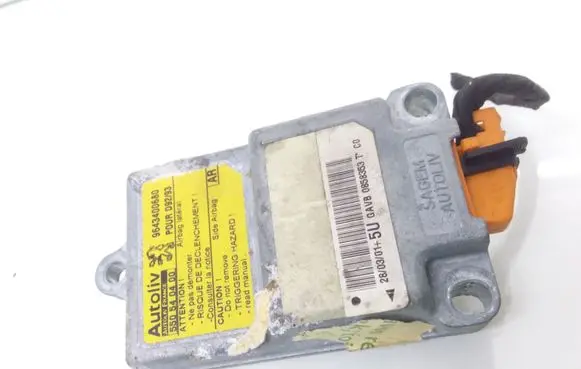Peugeot 406 Airbag deployment crash/impact sensor 9643400680 550540400