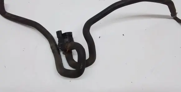 Nissan Navara D40 Electric auxiliary coolant/water pump
