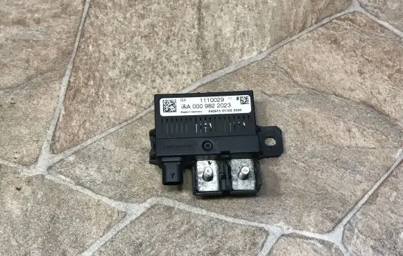 Mercedes-Benz E A207 Other relay A0009822023