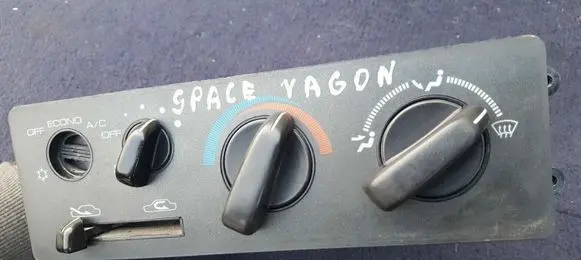 Mitsubishi Space Wagon Climate control unit 27005216