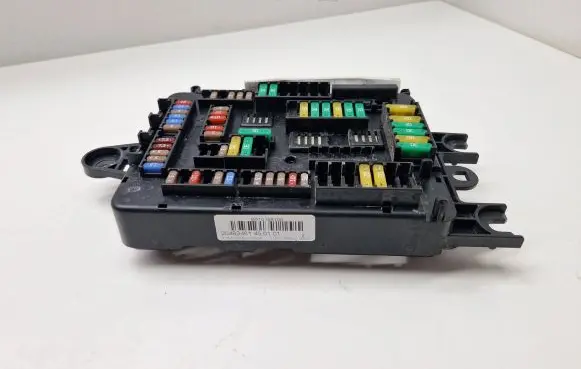 BMW X5 F15 Fuse module 6819651