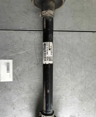 Rear driveshaft