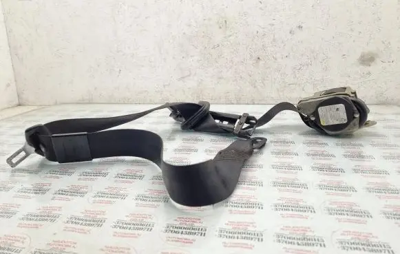 Audi A4 S4 B6 8E 8H Front seatbelt 8E0857705F