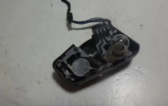 BMW 3 E46 Tail light bulb cover holder 388570R