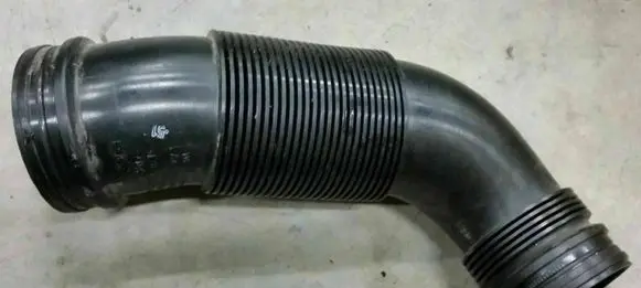 Audi A3 S3 8V Air intake duct part 5Q0129656D 5Q0129654P