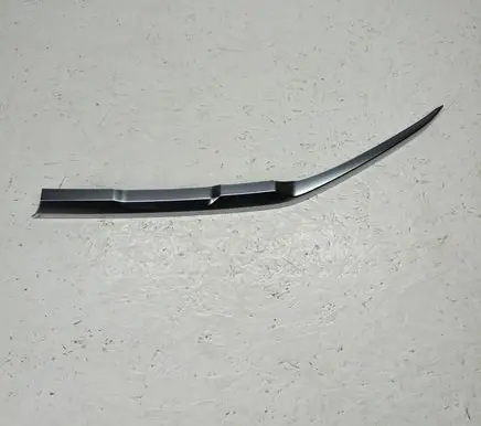Volkswagen Amarok II Front bumper splitter molding