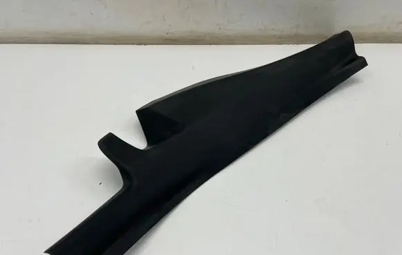BMW 2 Active Tourer U06 Rear seat side bottom trim 7952097