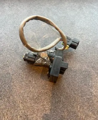 Hyundai Getz Front door lock 957351C000