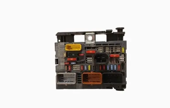 Peugeot 3008 I BSM Control unit 9807028580