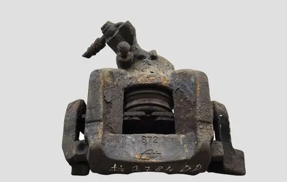 Peugeot 508 Front brake caliper