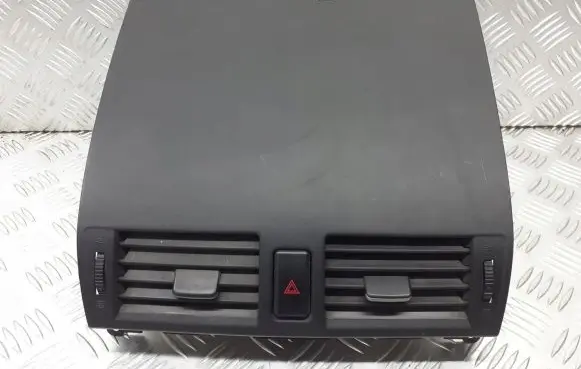 Mazda 3 I Dashboard air vent grill cover trim B32H-55311