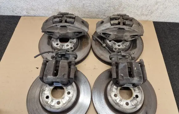 BMW 7 G11 G12 Brake discs and calipers set 