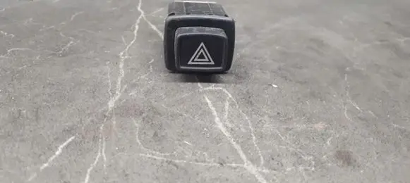 Peugeot 205 Hazard light switch
