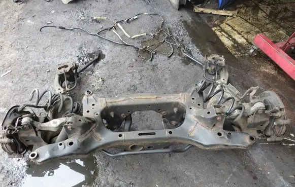 Rear beam