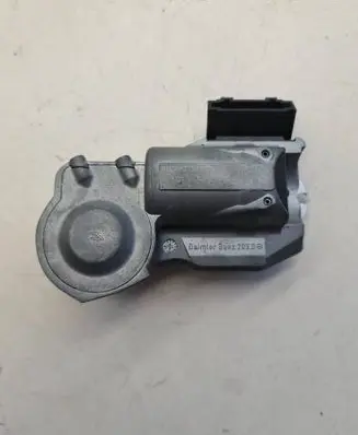 Mercedes-Benz E W211 Steering wheel lock A2034621130