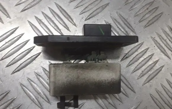 Mitsubishi Space Star Heater blower fan relay 