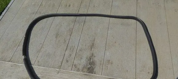 Citroen C3 Picasso Rear door rubber seal (on body) 9687191980