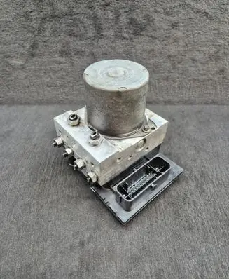Audi A4 S4 B8 8K ABS Pump 8K0907379CK 0W65952061 8K0614517GM
