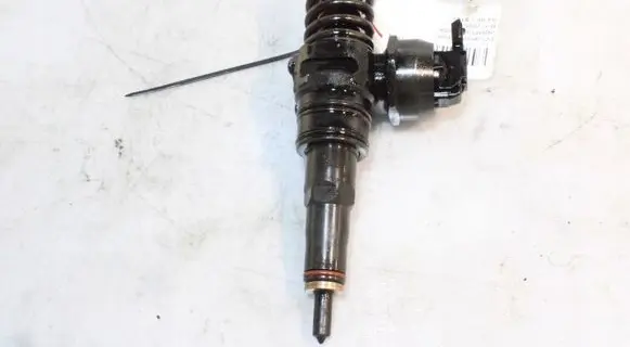 Audi A4 S4 B6 8E 8H Fuel injector 0414720216