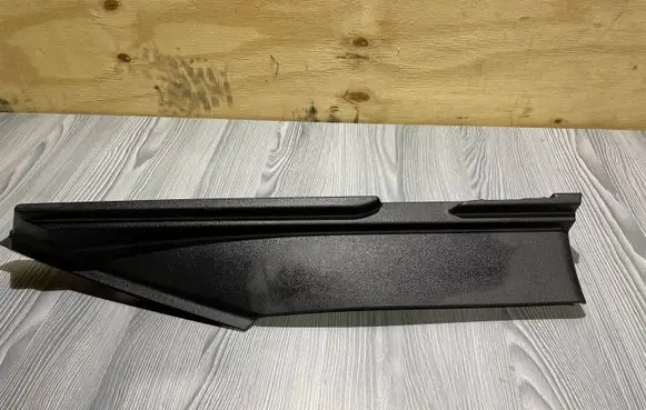 Tesla Model S (C) pillar trim 101033900D 101633700D