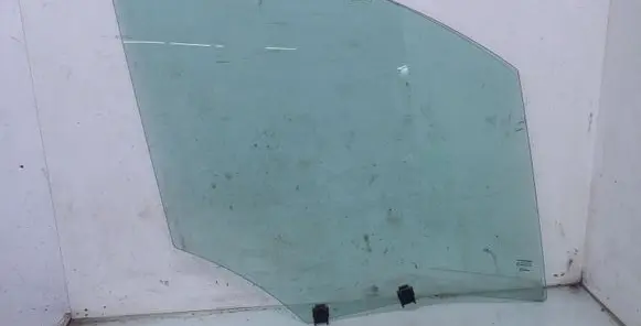 Peugeot Partner Front door window glass four-door AS2
