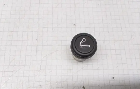 Opel Astra F Cigarette lighter 