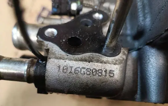 Toyota Yaris Engine head 1016C30815