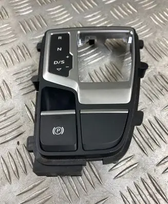 Audi Q5 SQ5 Gear shifter surround trim plastic 80B713111C